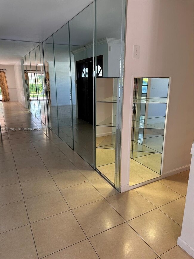 Foto del edificio - 9840 SW 163rd St