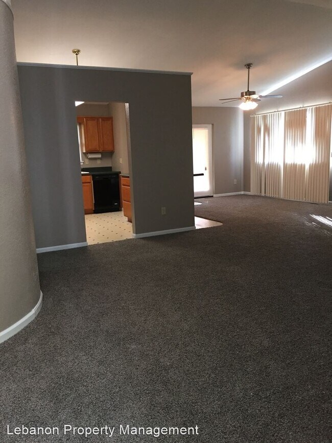 Building Photo - 3 br, 2 bath House - 1400 Cedar