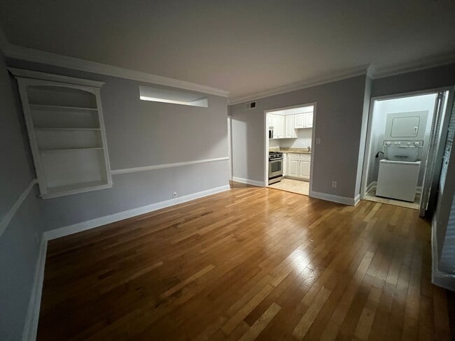 Foto del edificio - Quiet and Comfortable Condo in Sandy Springs!