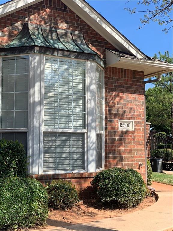 Foto del edificio - 15500 Monarch Ln