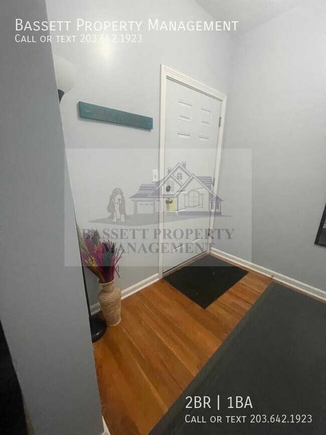 Building Photo - 25 Cumley St