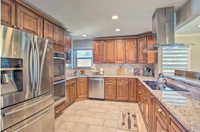 Foto del edificio - 9915 Coppedge Ln