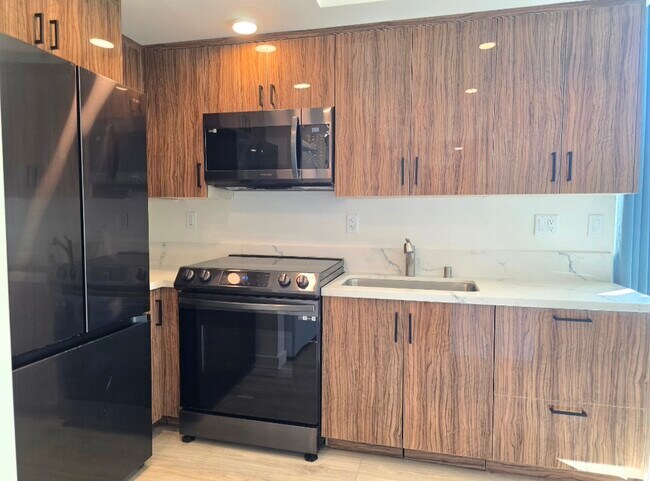 Foto del edificio - The Coronado