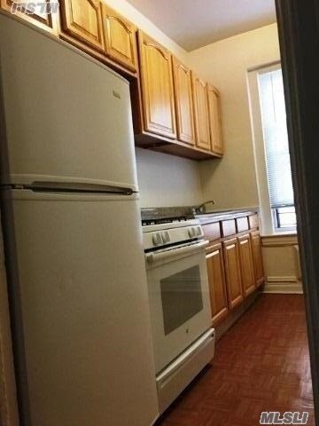 Foto del edificio - 1704 E 15th St