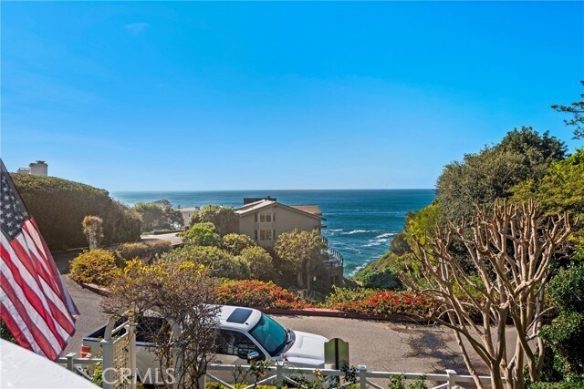 Primary Photo - 31531 Bluff Dr