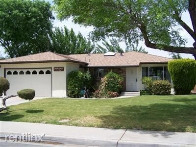 Building Photo - 3 br, 1.5 bath House - 1434 Helm