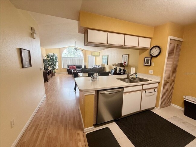 Photo - 3139 Britannia Boulevard - 1 Apartment