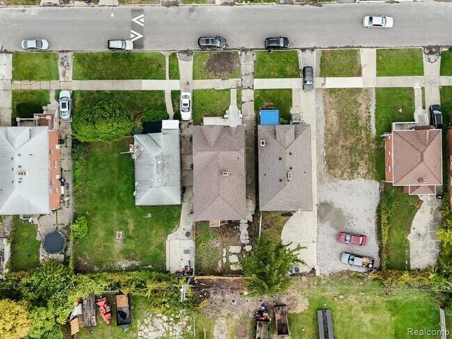 Building Photo - 13601 Northlawn St