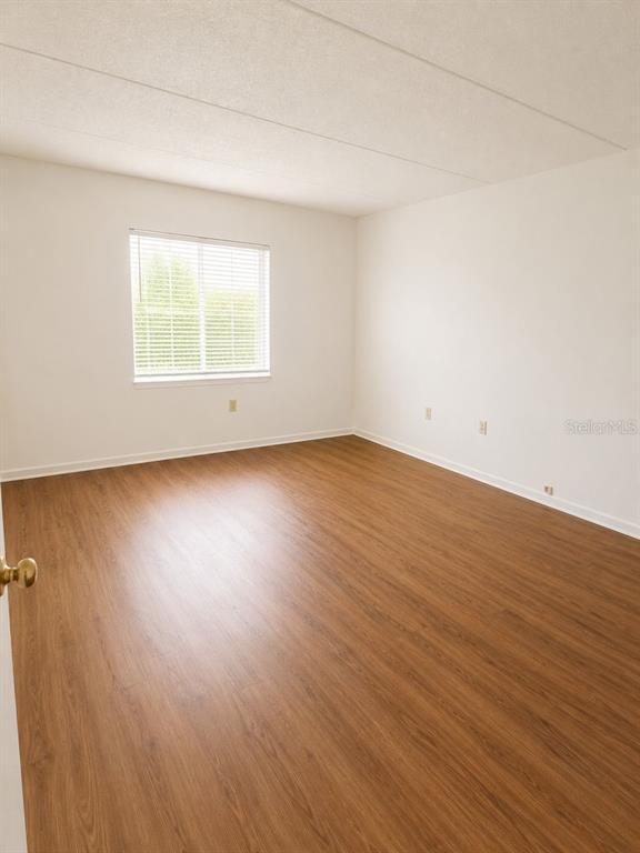 Foto del edificio - 2812 Somerset Park Dr