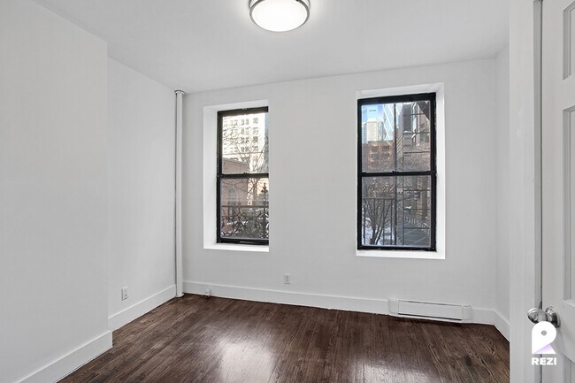 Building Photo - 318 W 49th St