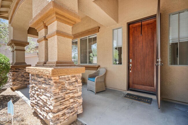 Foto del edificio - 2418 W Bramble Berry Ln