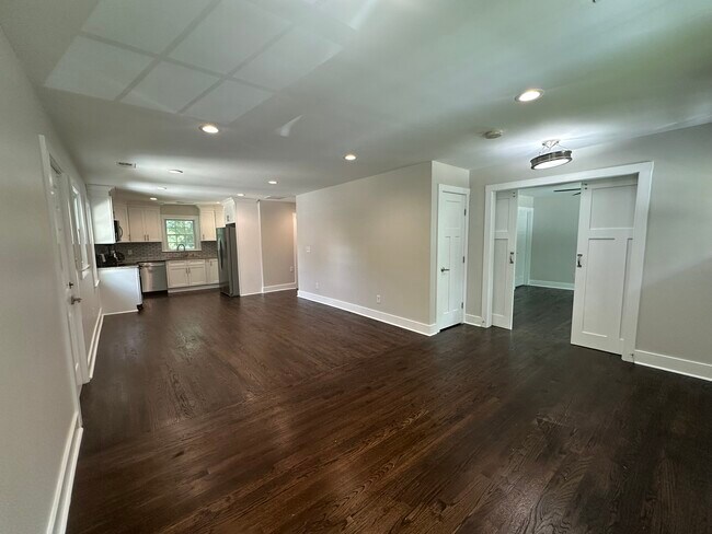 Foto del edificio - 569 Woods Dr NW