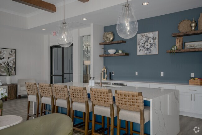 Casa club - Hatcher Creek