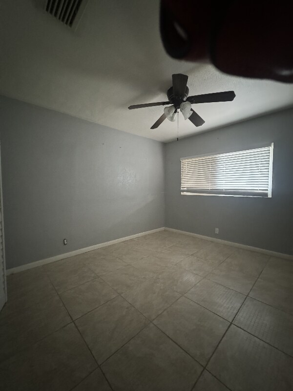 Foto del edificio - 258 E 12th St