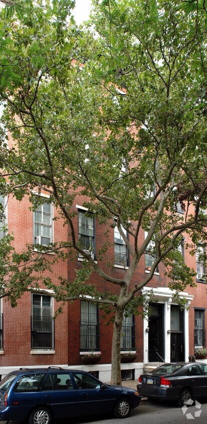 Building Photo - 1819 Pine St