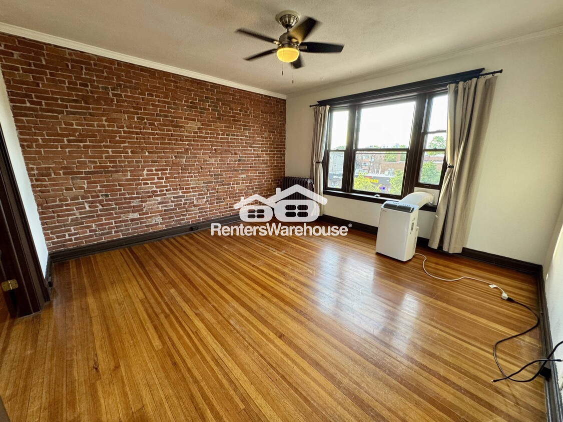 Primary Photo - 1475 N Humboldt St