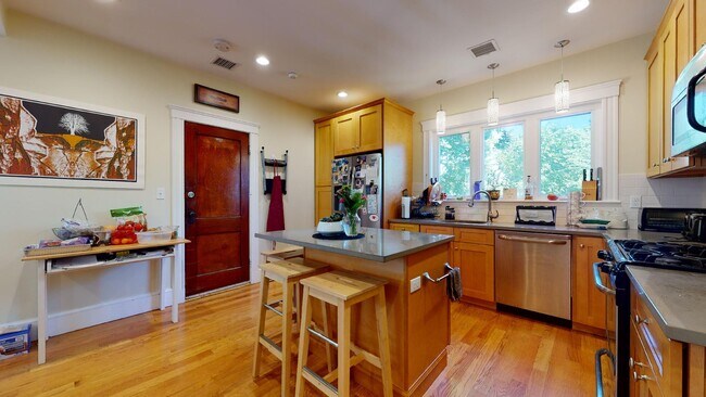 Photo - 71 Williams St Townhome