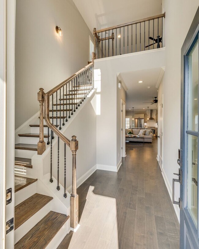 Foto del edificio - Maryville 37803 - Coming Soon! Showings begin 08/17/2026. 4-bedroom, 3.5-bath home in Maryville -...