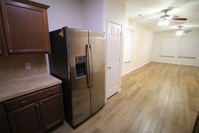 Building Photo - 21123 Sprouse Cir