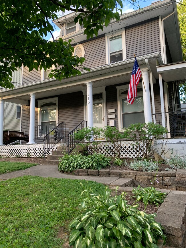 Front of Home - 315 Crescent Ct