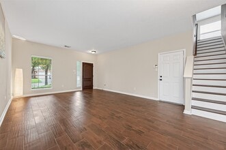 Building Photo - 10427 Lyndon Meadows Dr