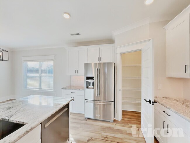 Foto del edificio - 520 Kingwood Ln