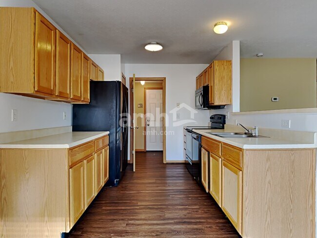 Building Photo - 2565 Allegro Ln