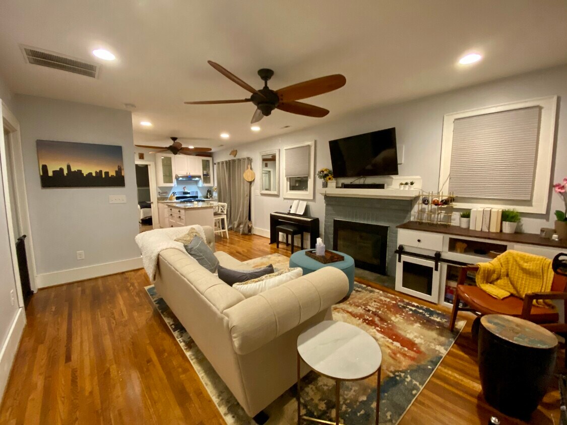 Primary Photo - 1617 Wickford Pl