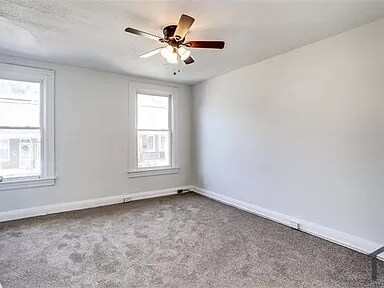 Foto del edificio - 3045 Mathews St