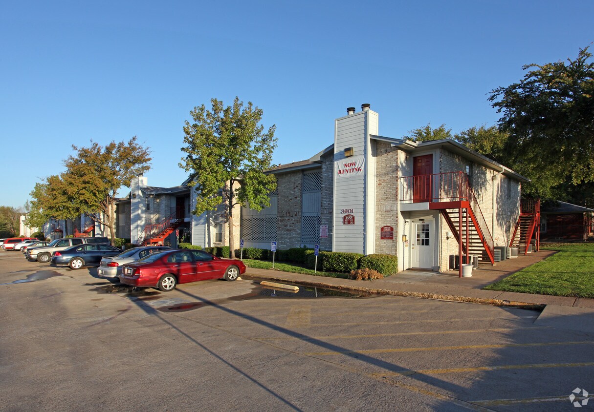 Pioneer Park Place Apartments Mesquite, TX