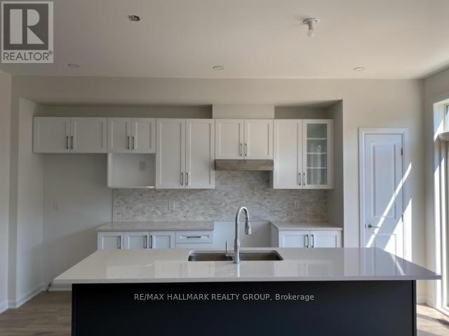 Building Photo - 573 Lilith St