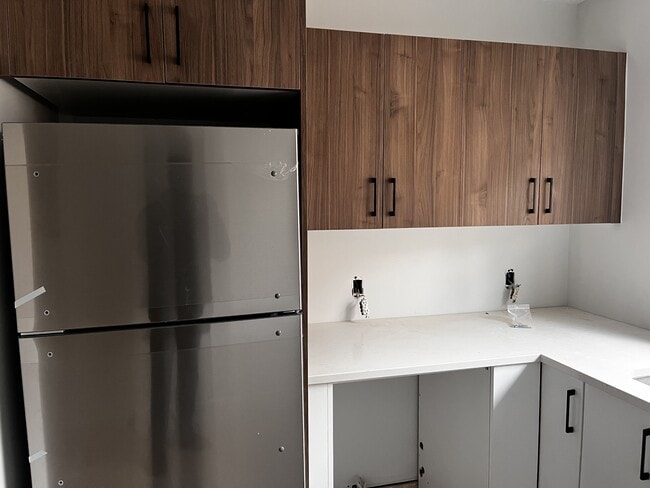 Building Photo - 103 Pinecrest Dr