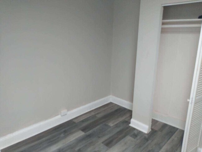 Foto del edificio - 2710 W Fairmount Ave