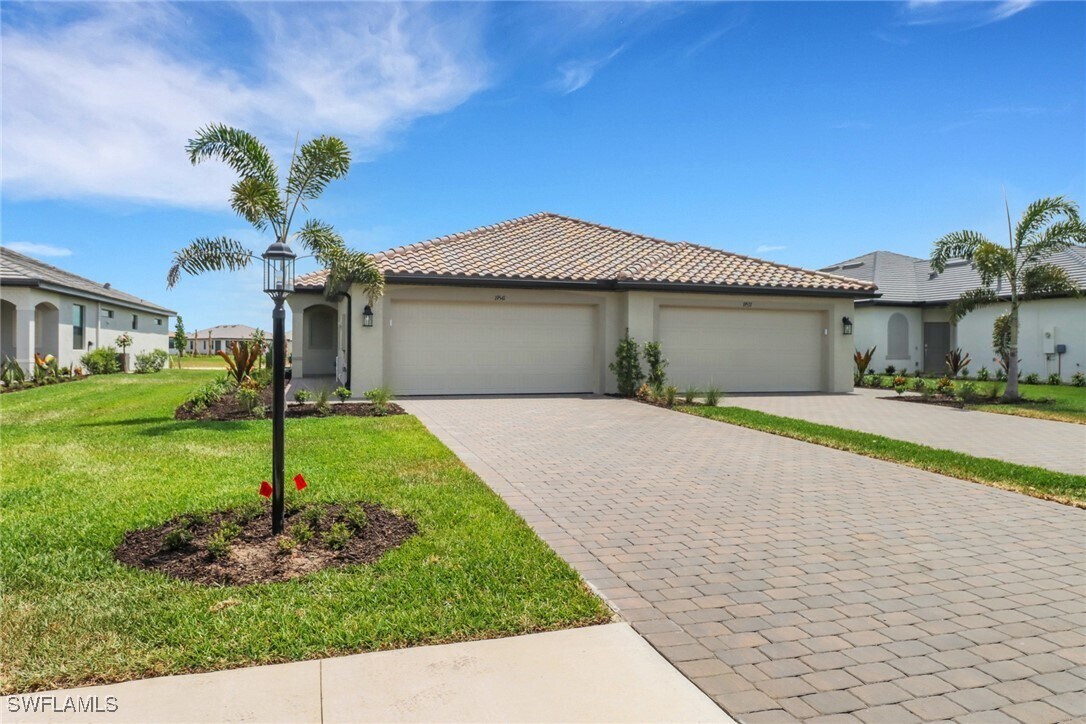 Foto principal - 19541 Hinkley Dr