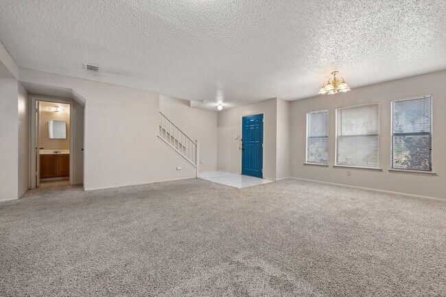 Foto del edificio - Large Open Floor Plan in Longs Creek!!!