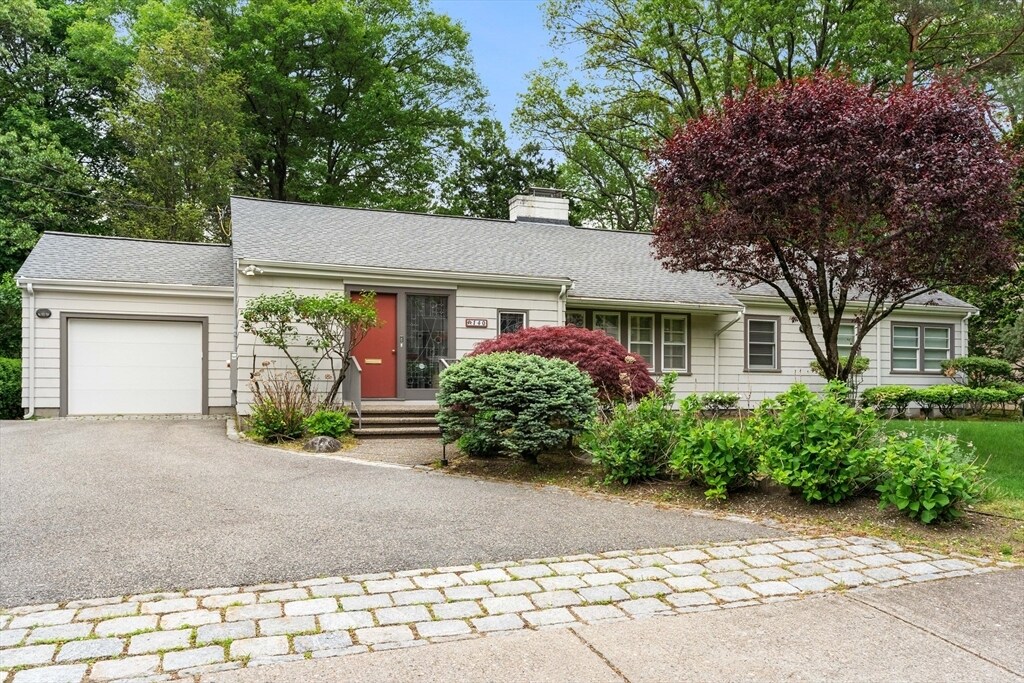 Primary Photo - 140 Paulson Rd
