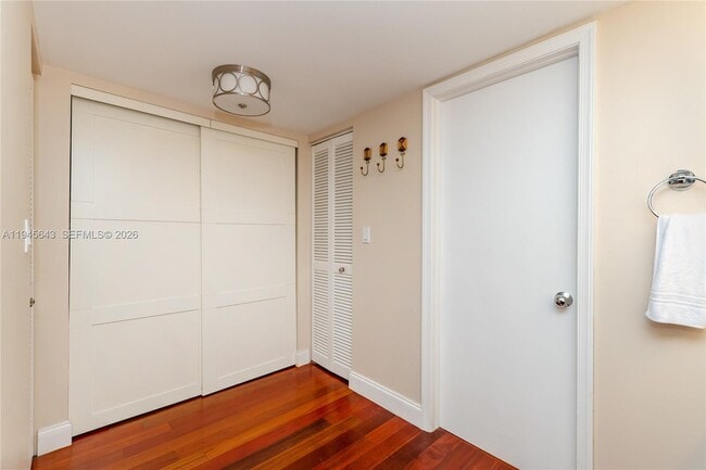 Foto del edificio - 199 Ocean Ln Dr