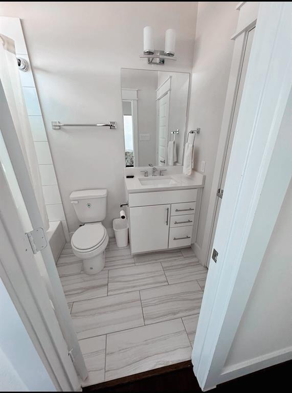 Foto del edificio - 2103 Engelmohr St