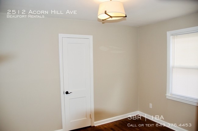 Foto del edificio - 2512 Acorn Hill Ave