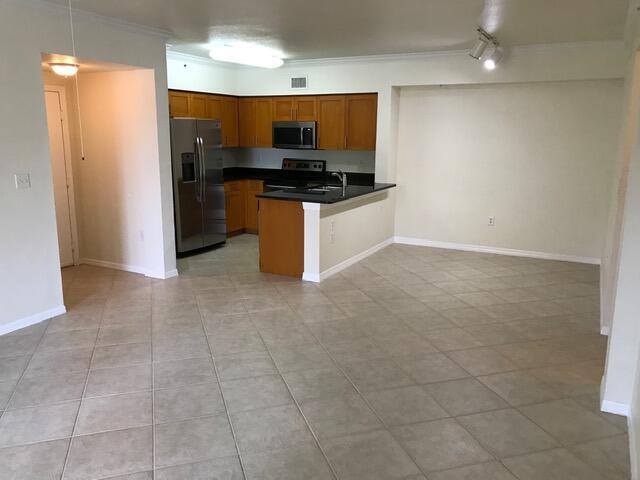 Building Photo - 6466 Emerald Dunes Dr