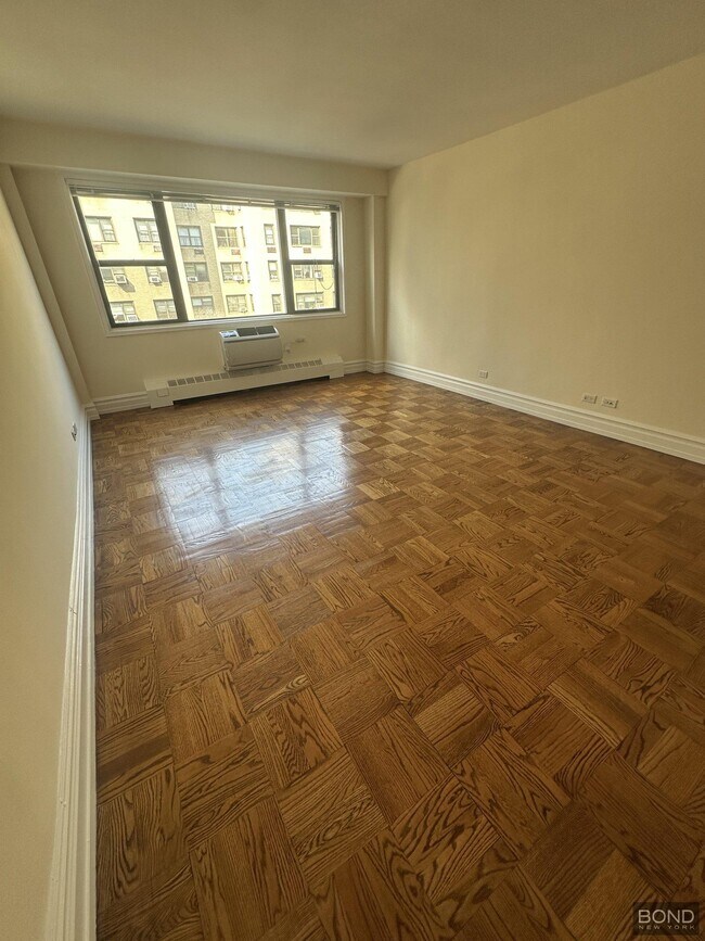Foto del edificio - 420 E 79th St