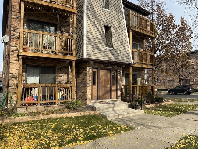Building Photo - 6700 W 64th Pl