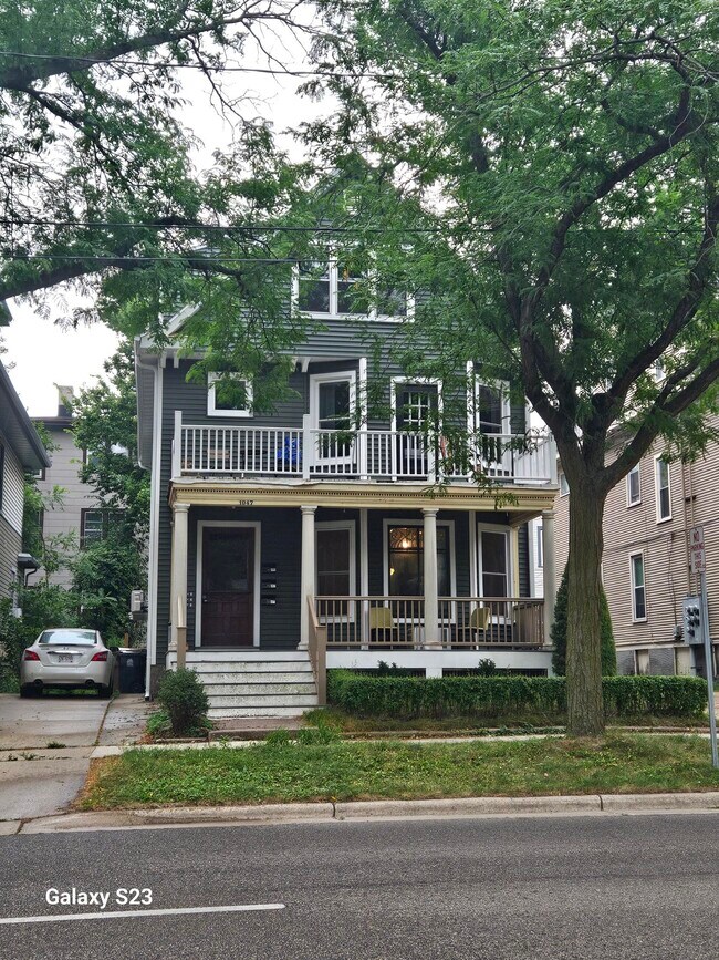 E Gorham - Owner Managed - 1047 E Gorham St