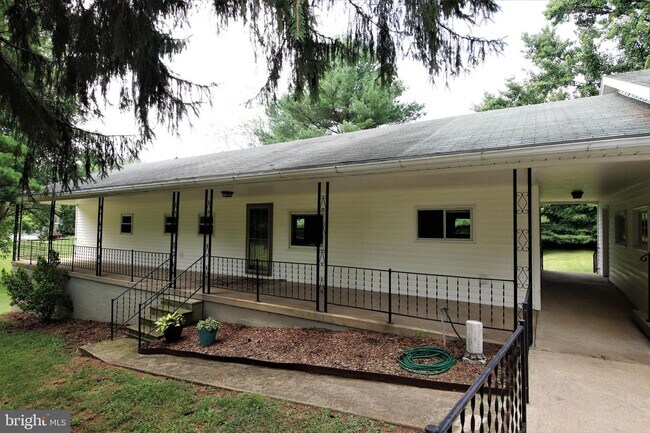 Building Photo - 21127 Mt Aetna Rd
