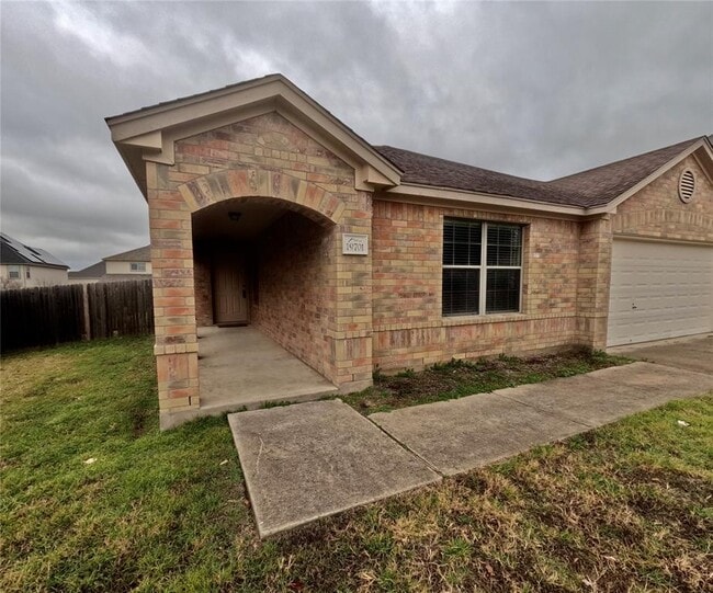 Building Photo - 19701 San Chisolm Dr