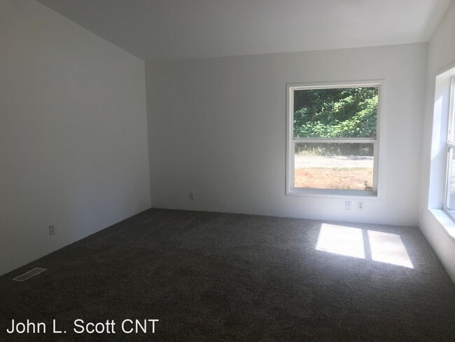 Foto del edificio - 3 br, 2 bath House - 2219 Padrick Rd.