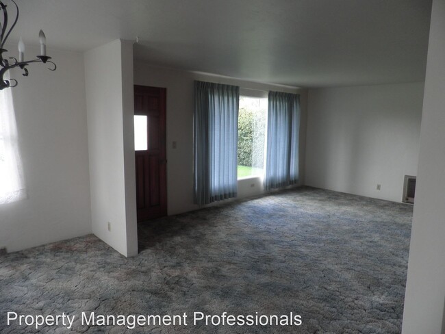 Foto del edificio - 2 br, 1 bath House - 503 SE M St