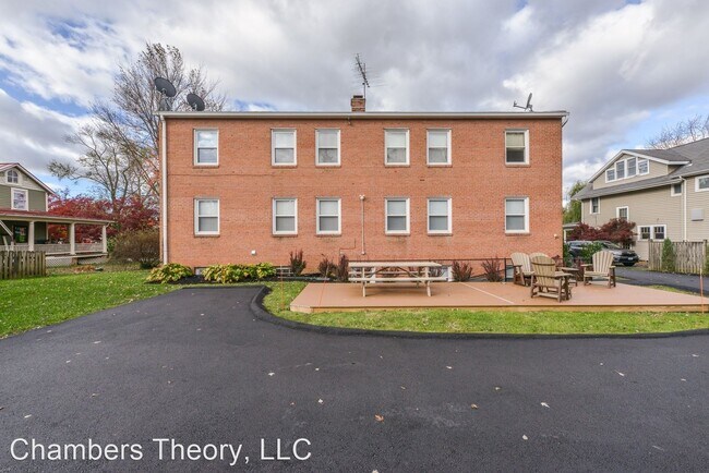 Building Photo - 130 S 29th St