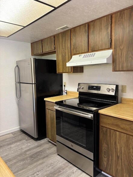 Building Photo - 5175 E Waverly Dr