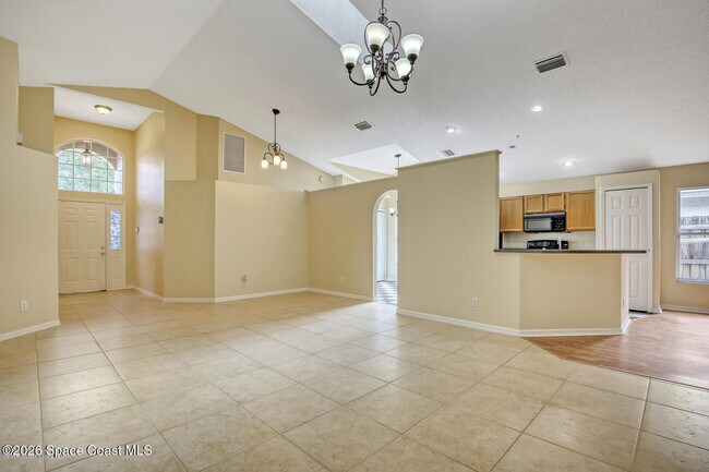 Building Photo - 2900 Pebble Creek St